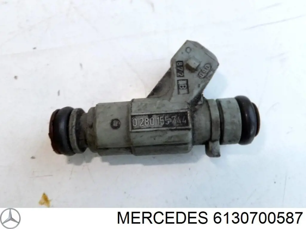 Форсунки Mercedes 6130700587