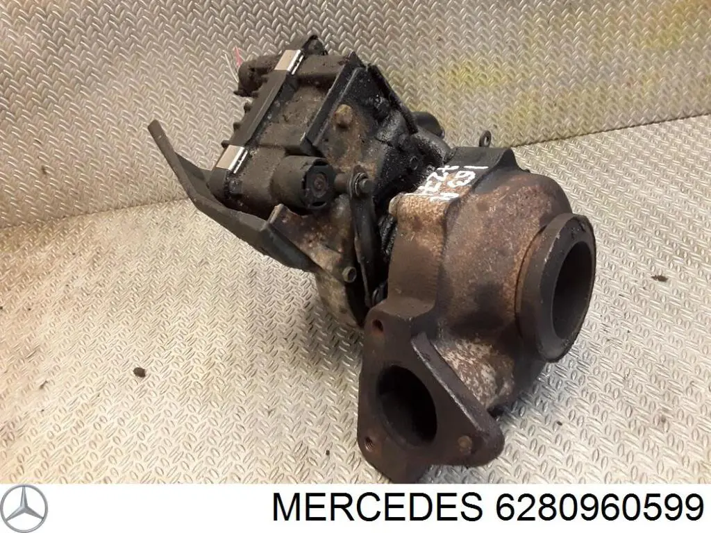 6280900180 Mercedes турбина