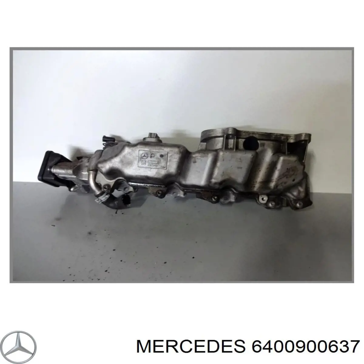 Впускной коллектор A6400900637 Mercedes