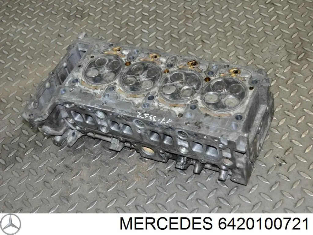 Купить 6420100721 Mercedes Головка блока цилиндров (ГБЦ) левая