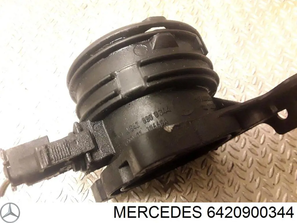 Купить 6420900344 Mercedes Патрубок дроссельной заслонки