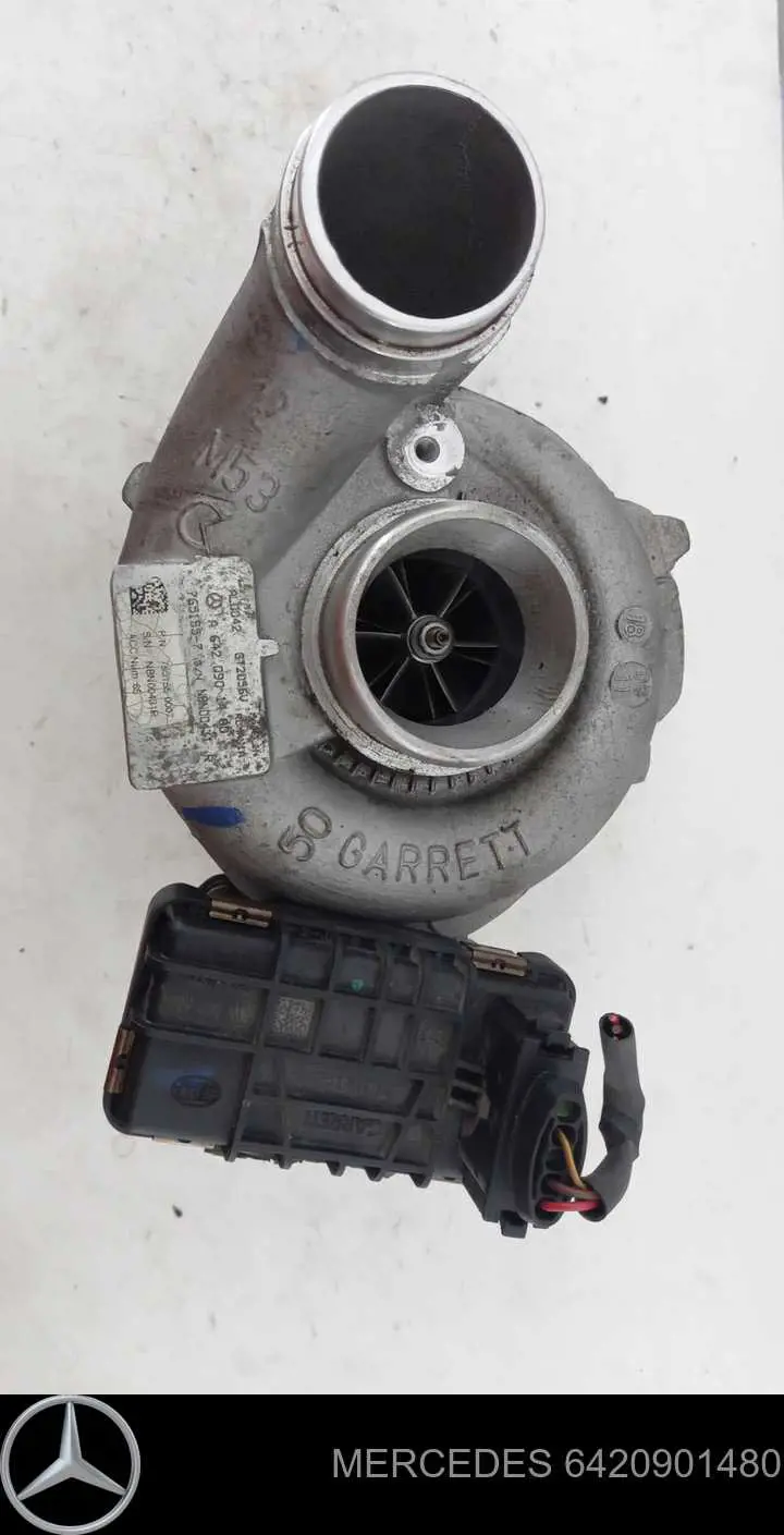 6420901480 Mercedes turbina