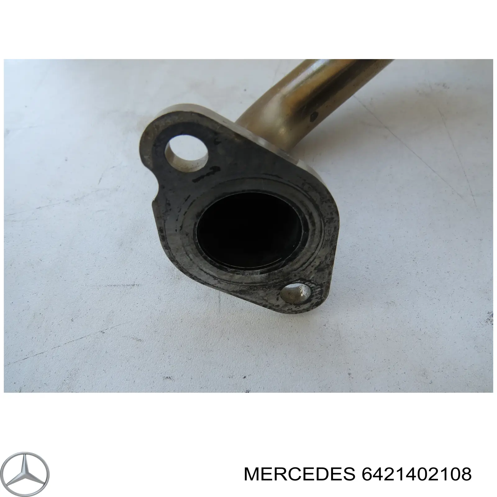 Патрубок системы рециркуляции отработавших газов Mercedes 6421402108 цена, от 186.54 USD
