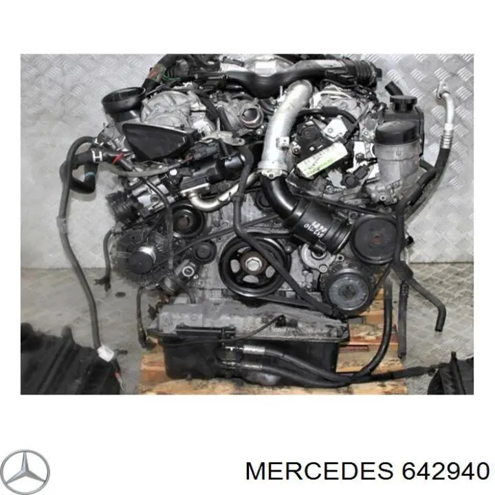 642940 Mercedes motor montado