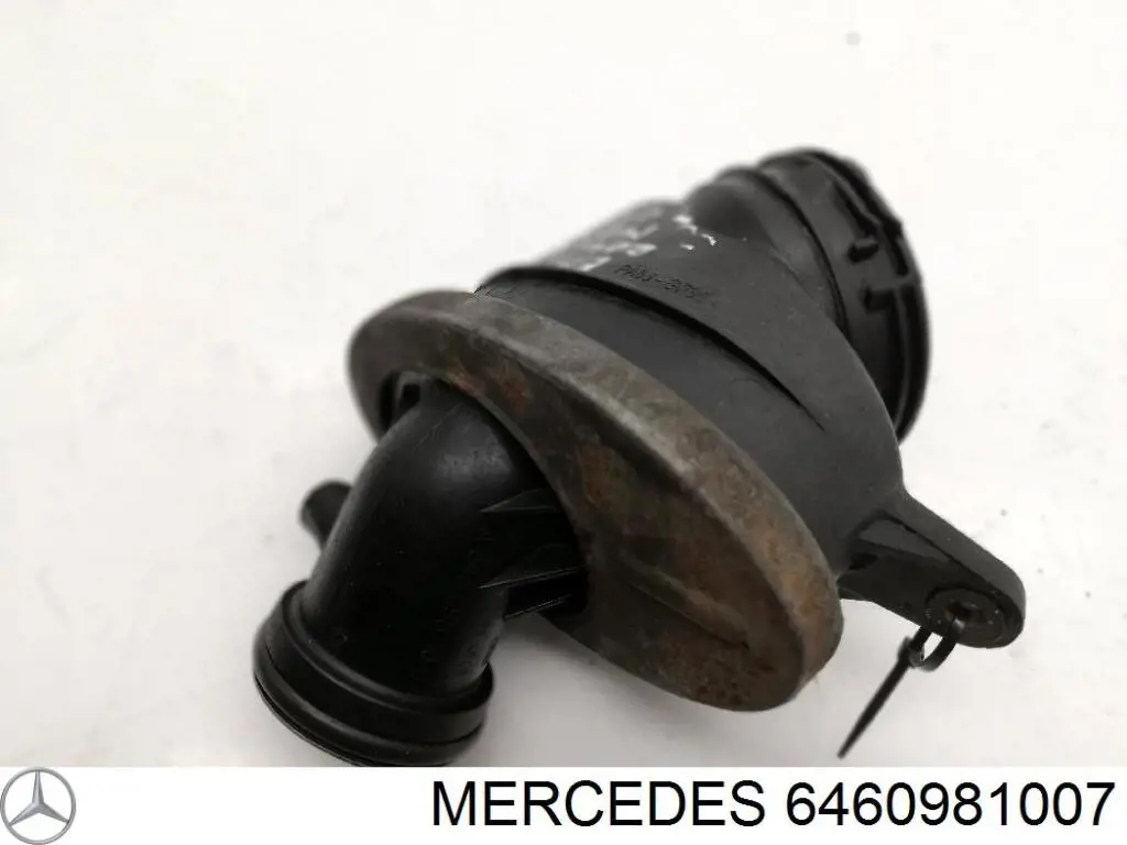 6460981007 Mercedes Патрубок воздушный, выход из компрессора (наддув)