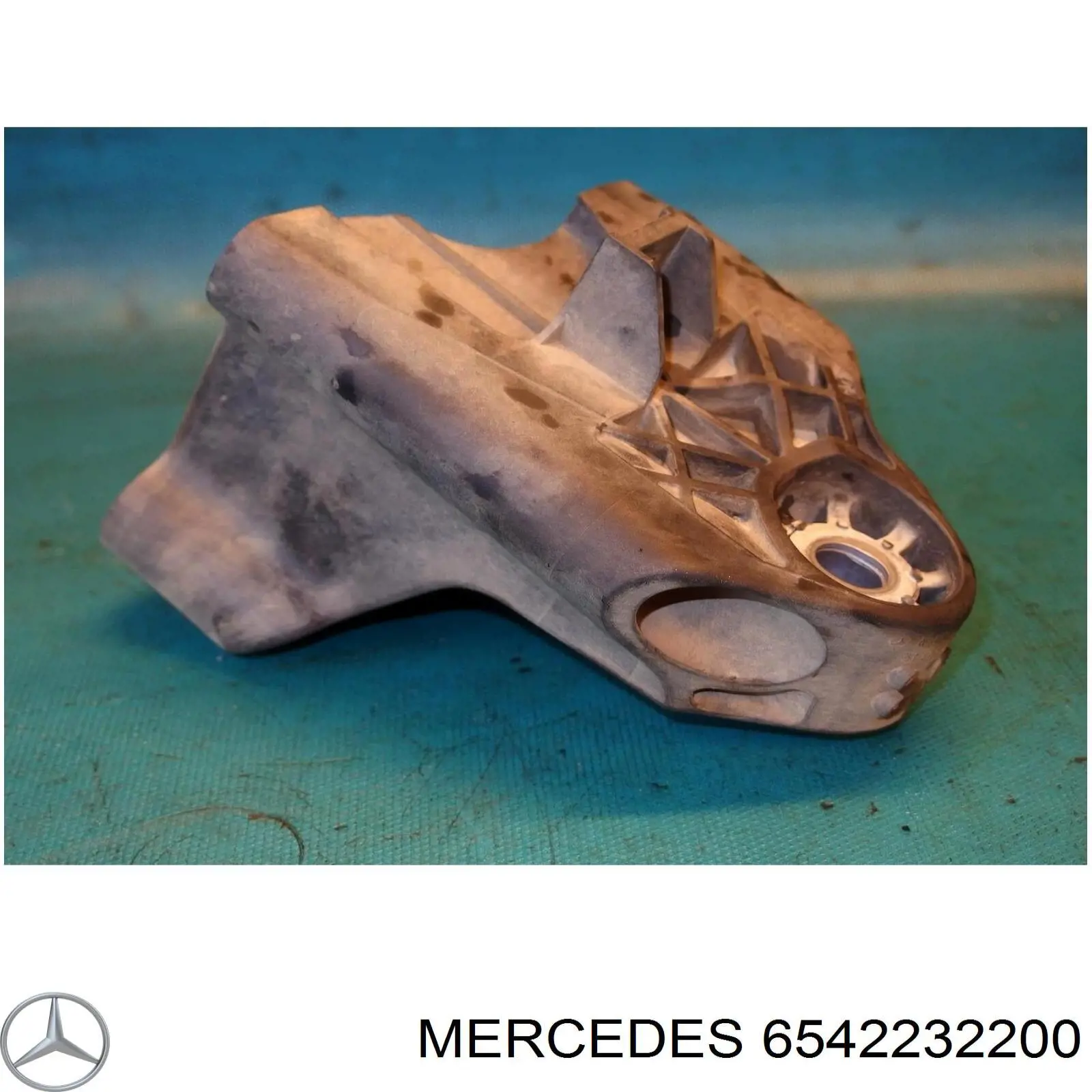 Кронштейн подушки (опоры) двигателя левой Mercedes A6542232200 цена, от 63.56 USD