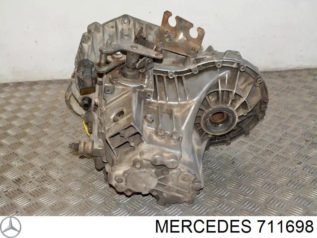 КПП в сборе на Mercedes Vito I 638