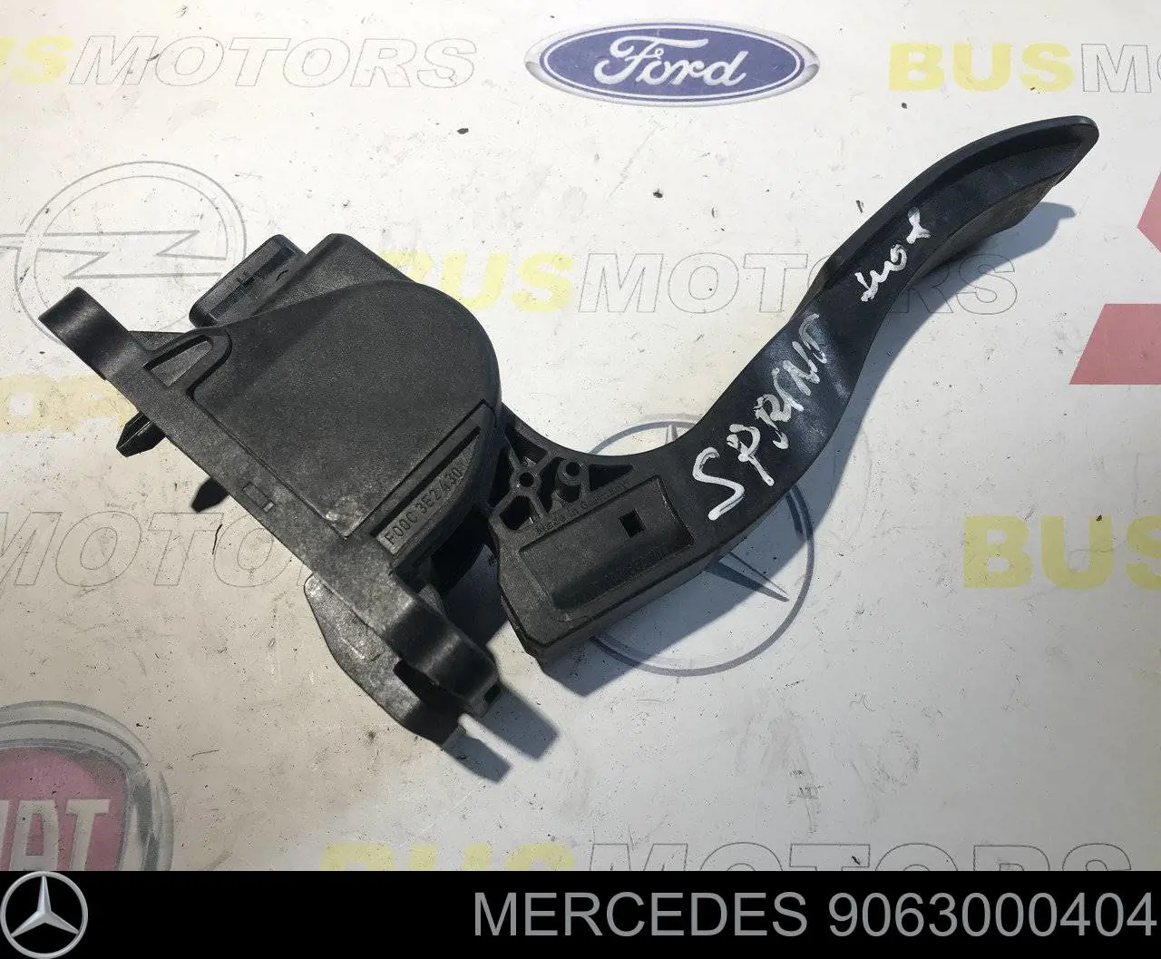  Pedal de gás (de acelerador) Mercedes Sprinter II 4,6-t сaixa (906) (2006 - 2020) II 4,6-t