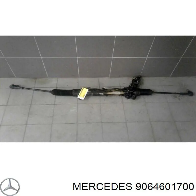 Рулевая рейка 9064601700 Mercedes