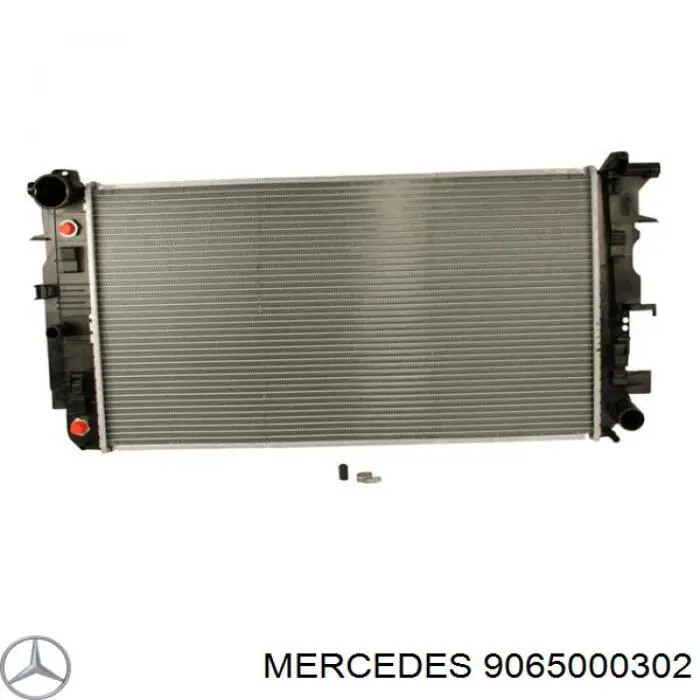 9065000302 Mercedes радиатор