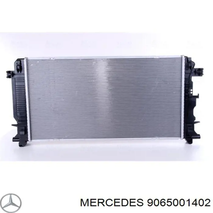 Радиатор 9065001402 Mercedes