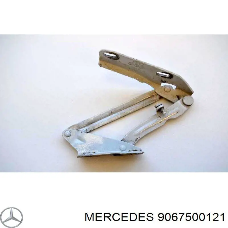 Завеса капота правая на Mercedes Sprinter (906)
