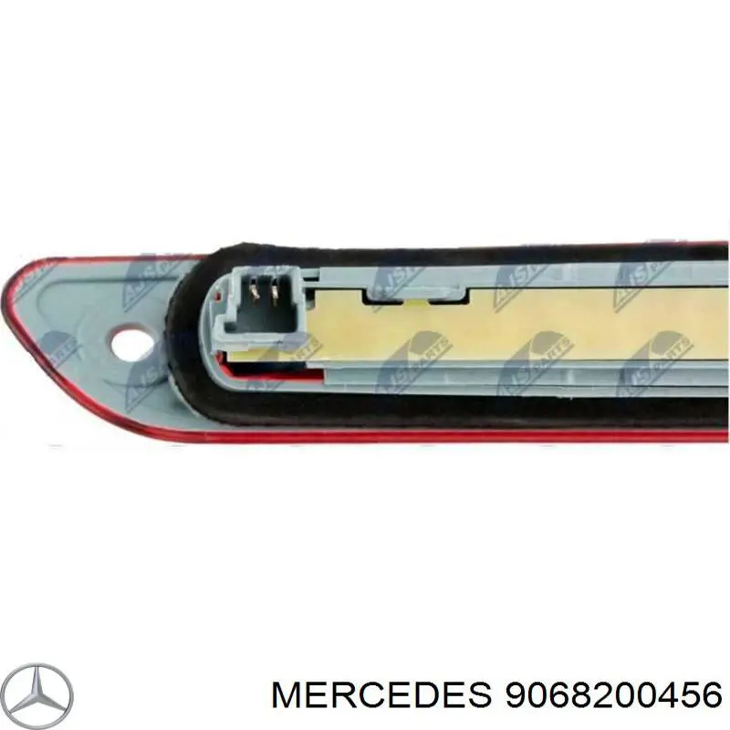 Купить 9068200456 Mercedes Стоп-сигнал заднего стекла