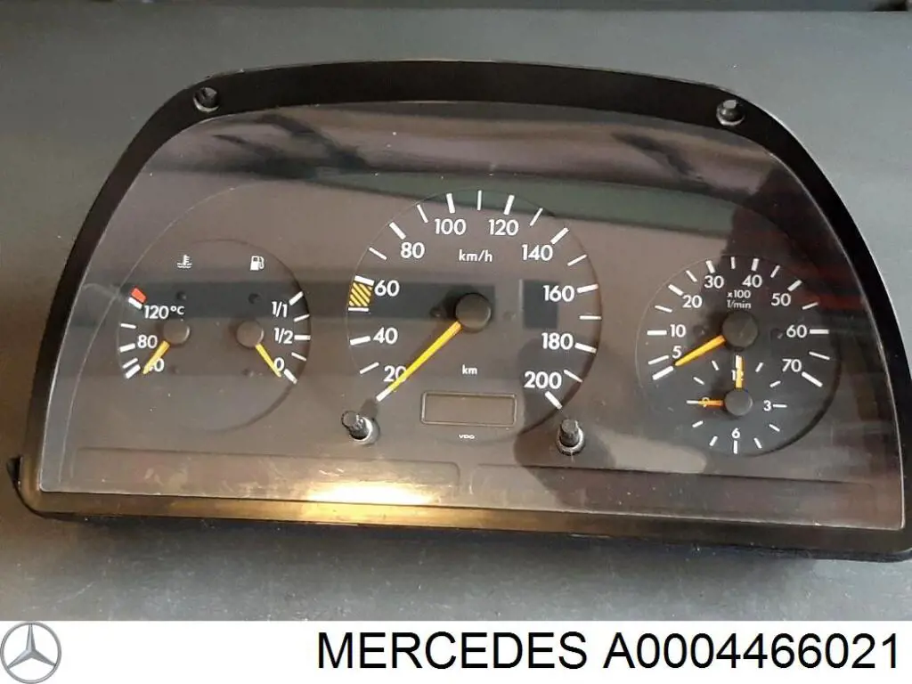 Painel de instrumentos (quadro de instrumentos) para Mercedes V (638)