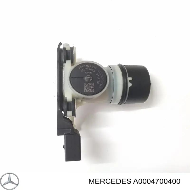 A0004700400 Mercedes bomba ad blue