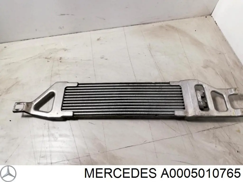 Термостат системы смазки двигателя Mercedes A0005010765