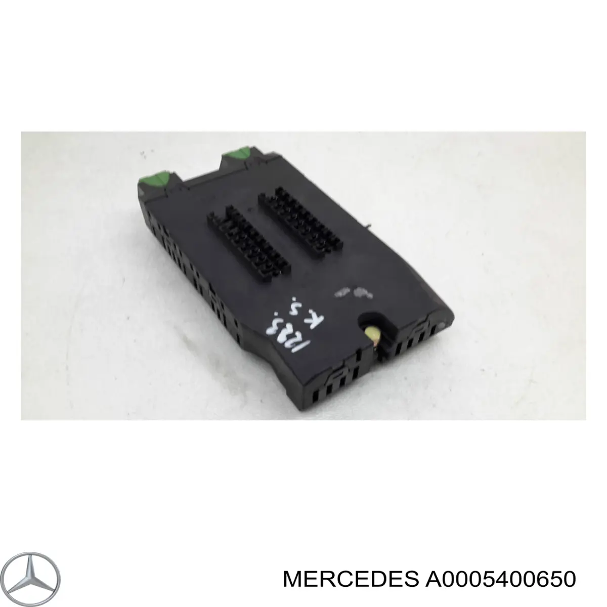 A0005400650 Mercedes блок предохранителей