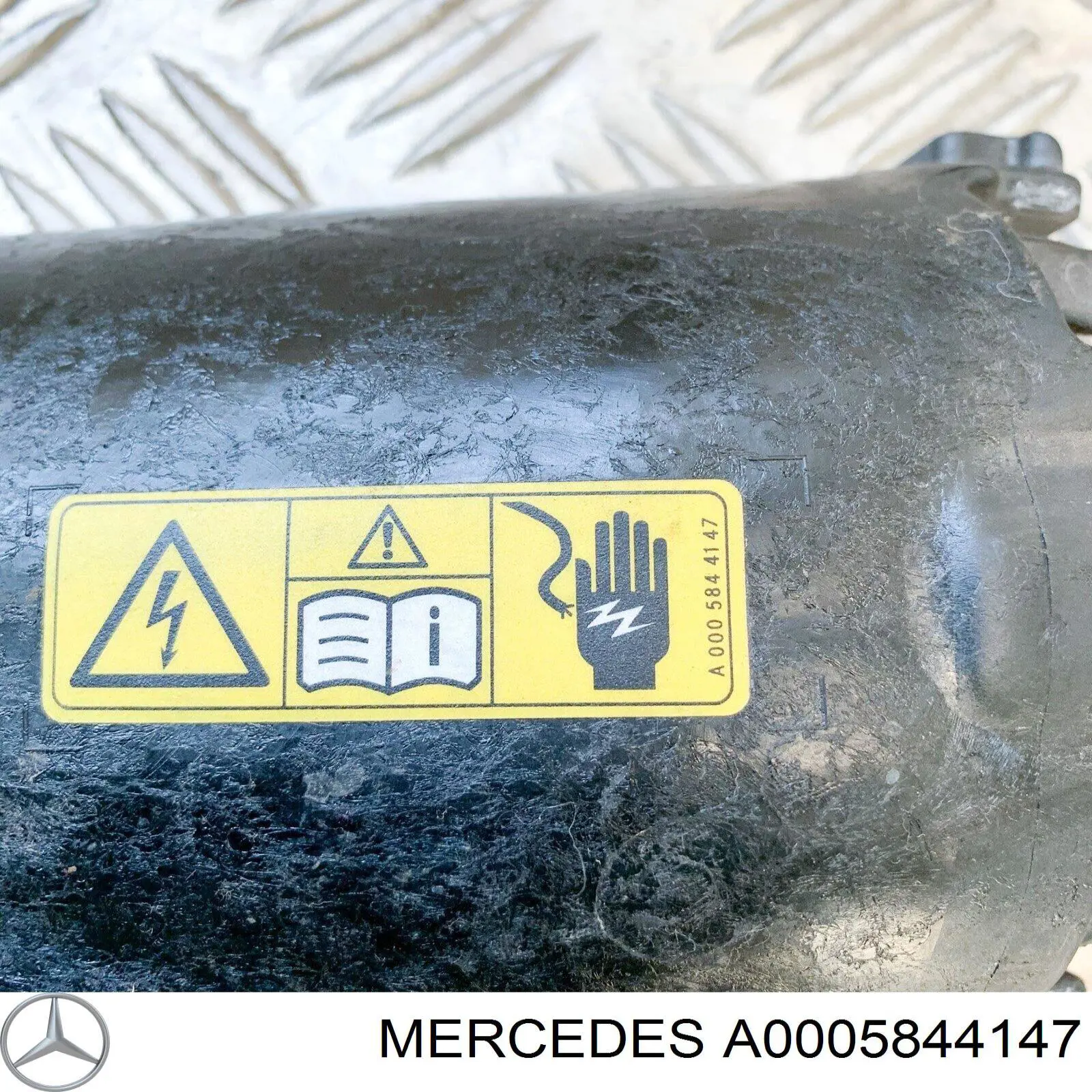 A0005844147 Mercedes 