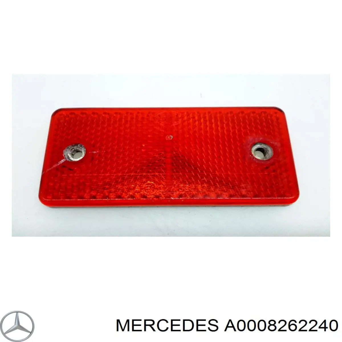 A0008262240 Mercedes катафот (отражатель заднего бампера левый)