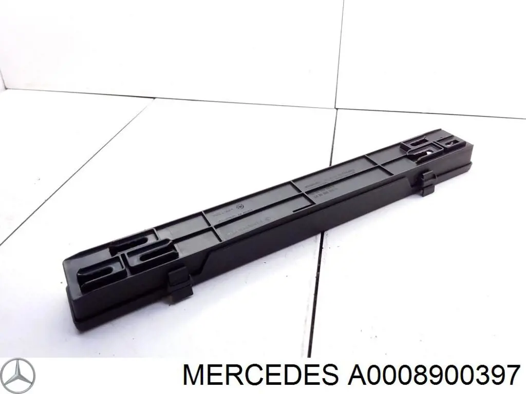  A000890039764 Mercedes