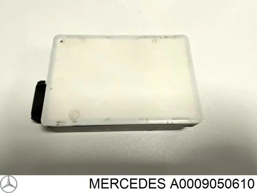 Купить A0009050610 Mercedes Датчик контроля мертвой зоны задний