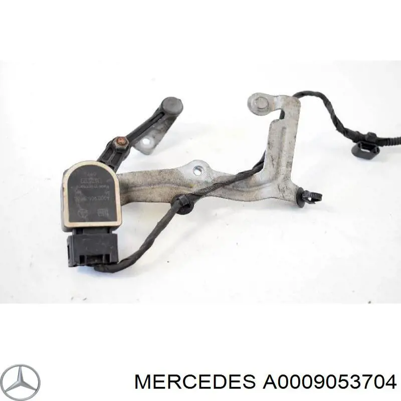 A0009053704 Mercedes 