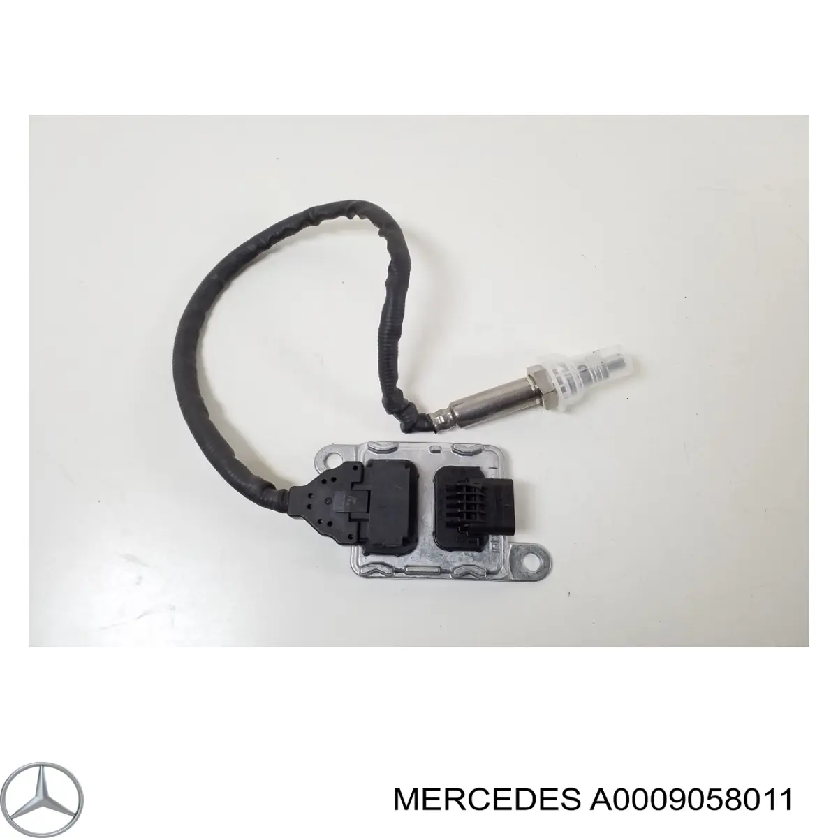 Купить A0009058011 Mercedes Датчик оксидов азота NOX передний