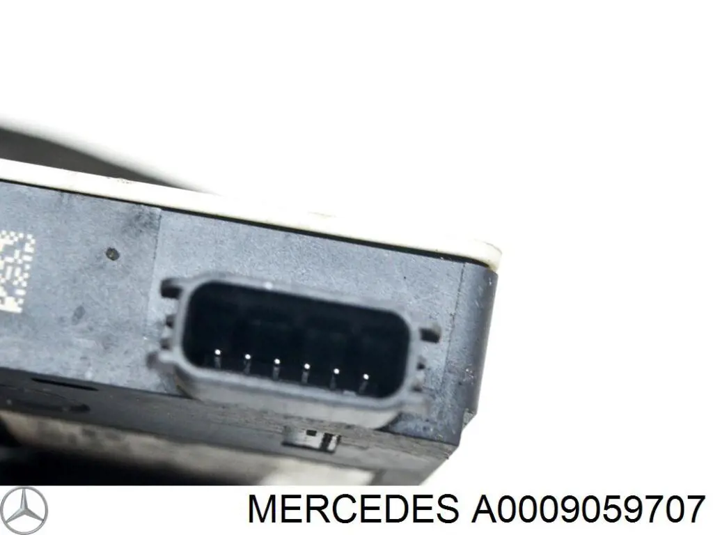  Mercedes A000905970764 цена, от 301.39 USD