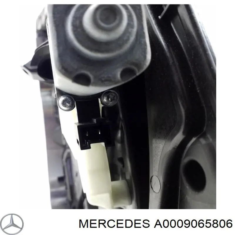 Мотор стеклоподъемника двери передней, левой MERCEDES 0009065806