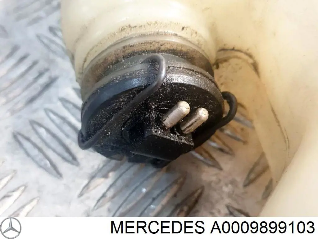 Жидкость для гидроподвески Mercedes A0009899103 цена, от 10.35 USD