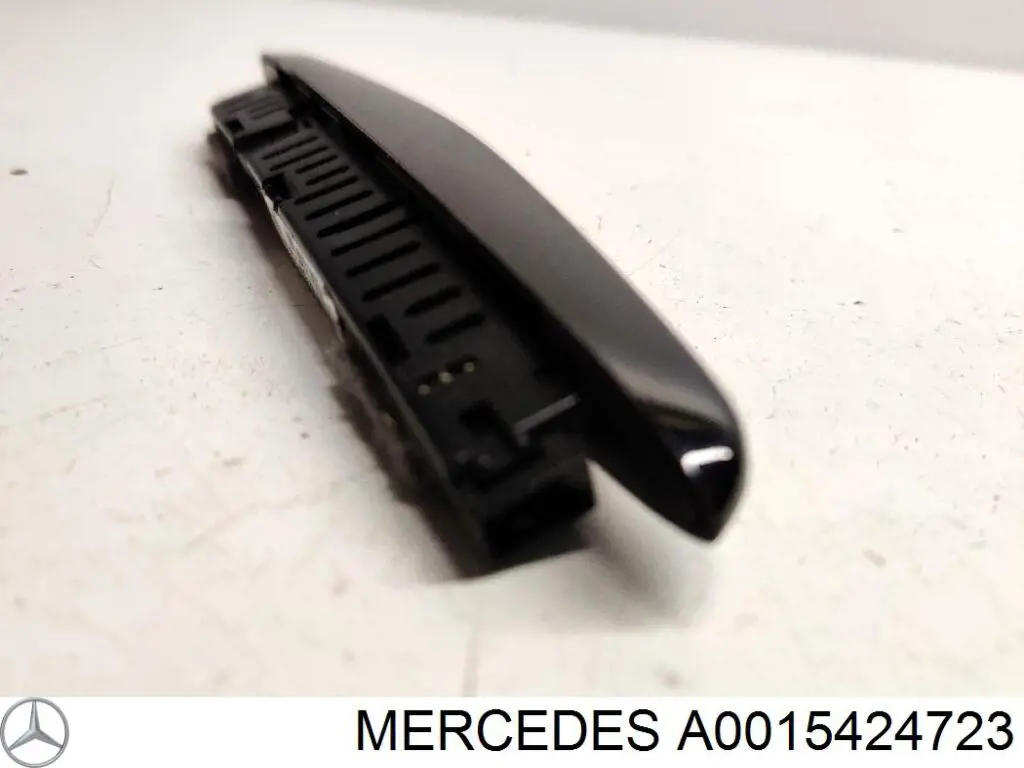 A0015424723 Mercedes Дисплей парктроника