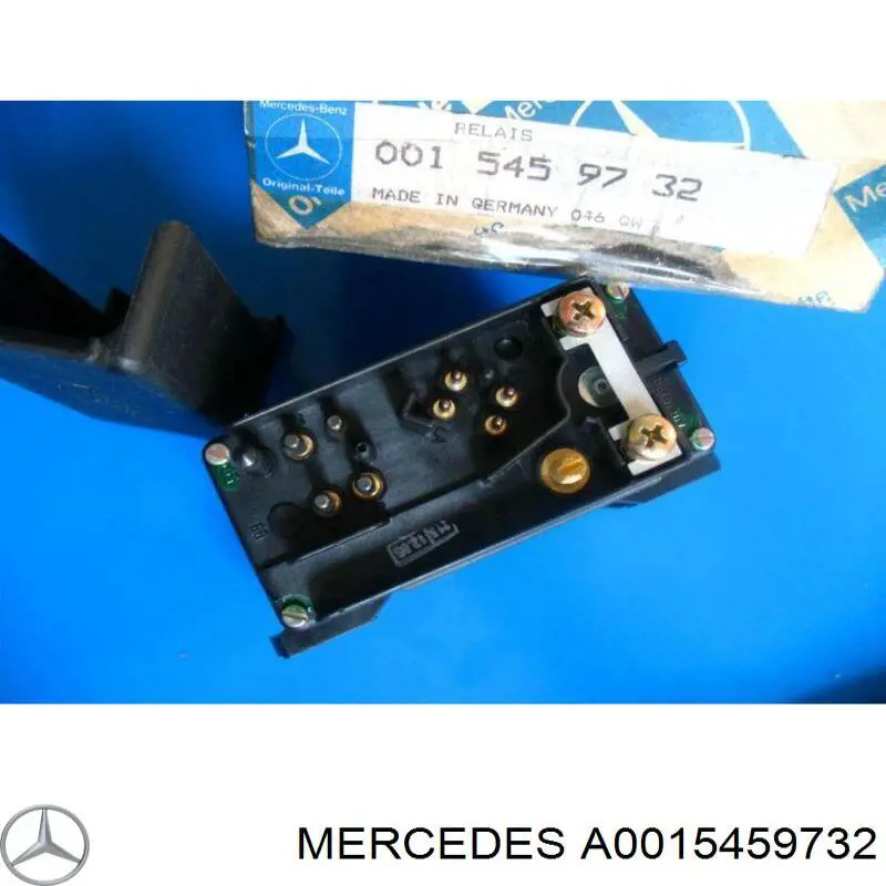 Реле свечей накала A0015459732 Mercedes