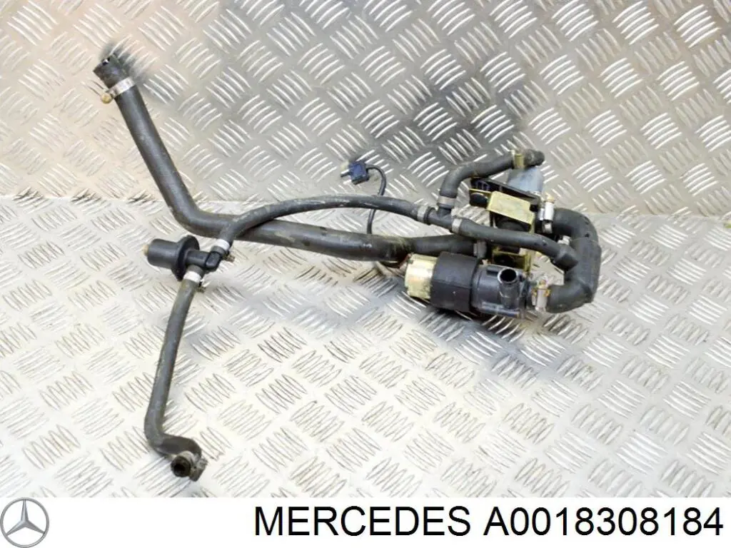 Кран отопителя Mercedes A0018308184