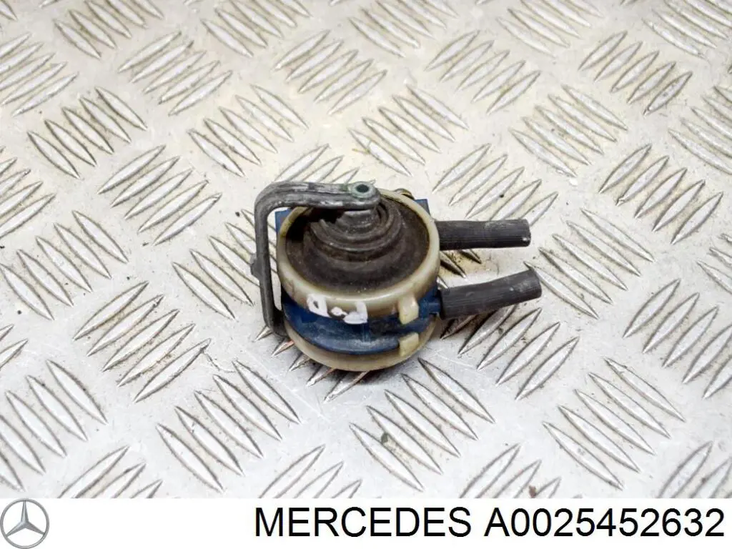 Коммутатор Mercedes A0025452632