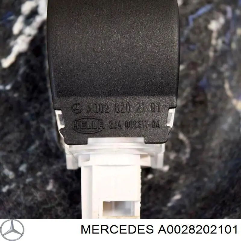 Плафон освітлення кабіни A0028202101 Mercedes