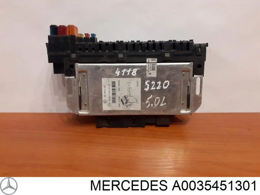 Блок предохранителей задний салонный Mercedes A0035451301 цена, от 2.53 USD