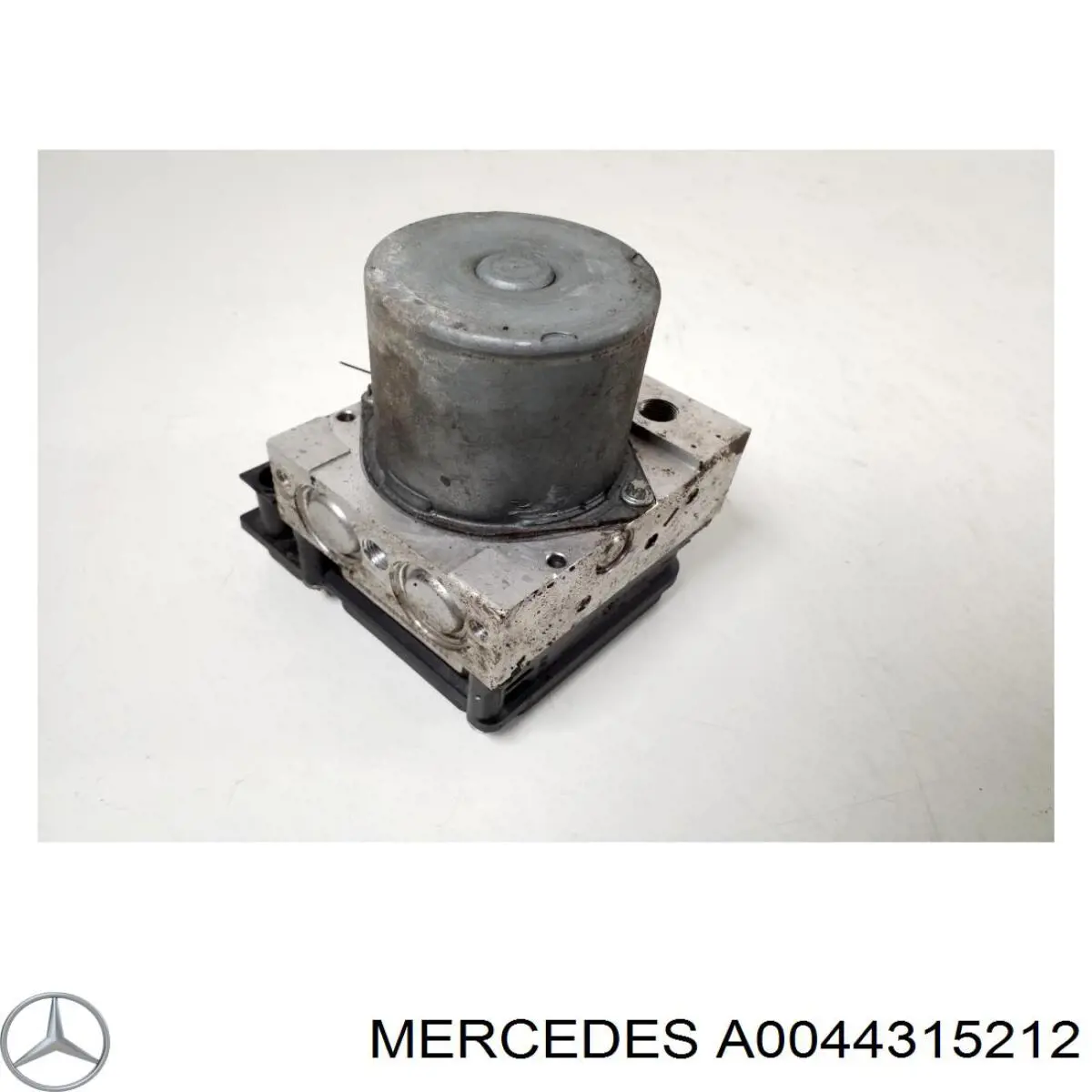 A004431521280 Mercedes 