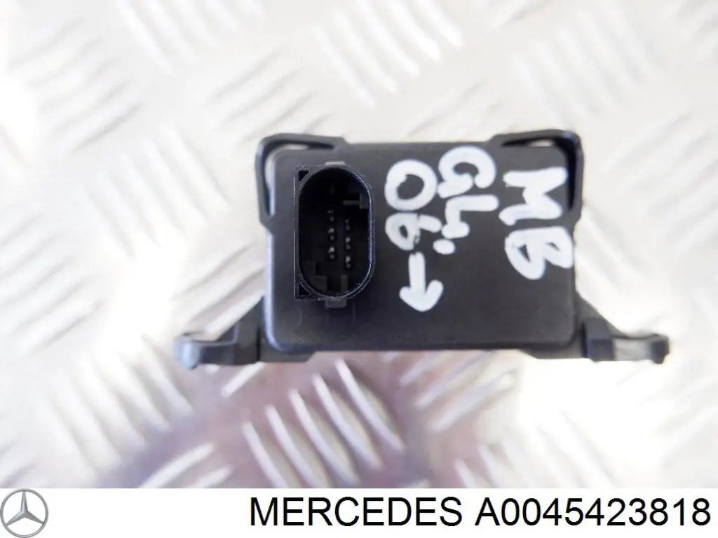 Купить A0045423818 Mercedes Датчик курсовой устойчивости