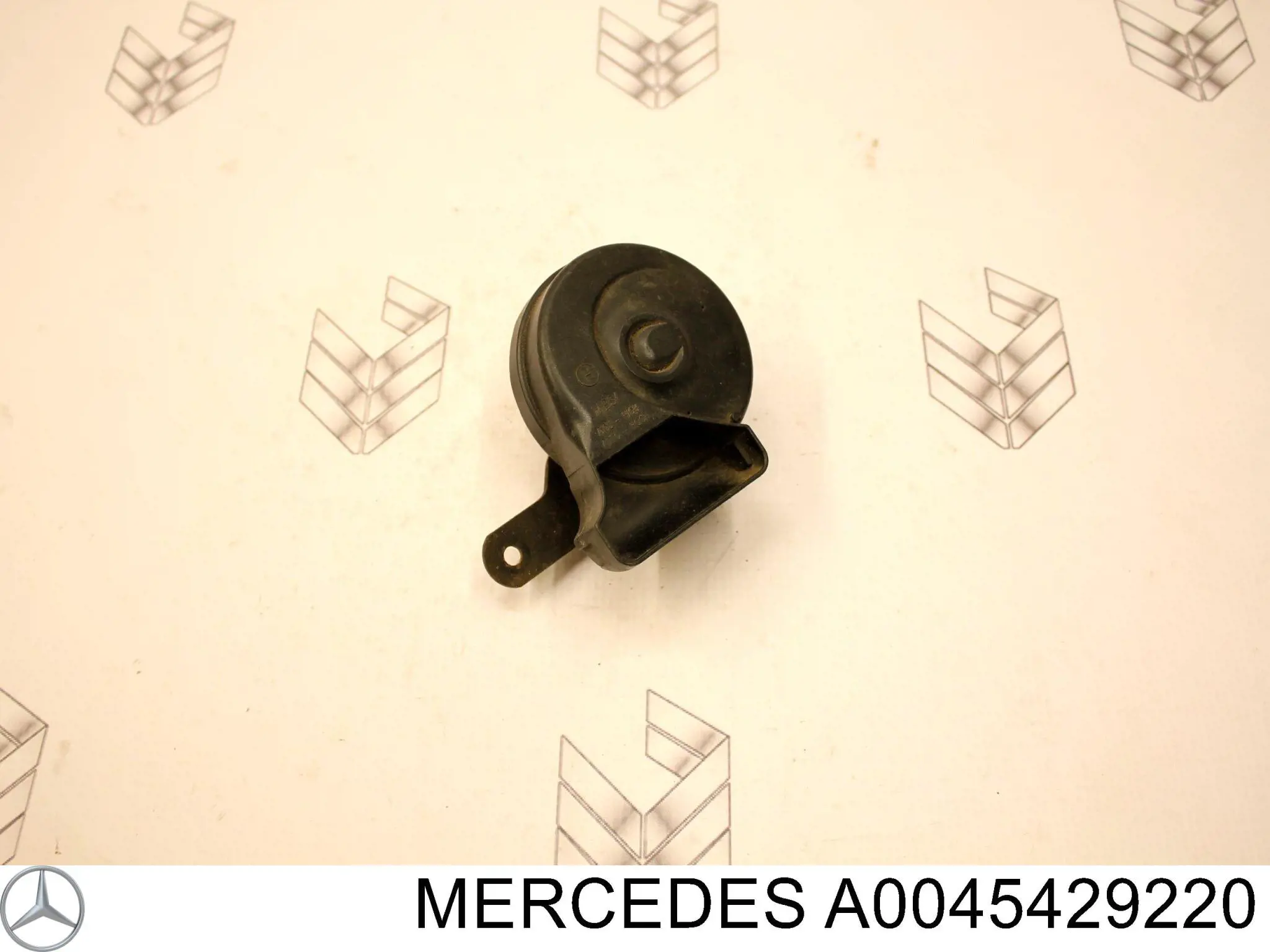 Купить A0045429220 Mercedes Сигнал звуковой (клаксон)