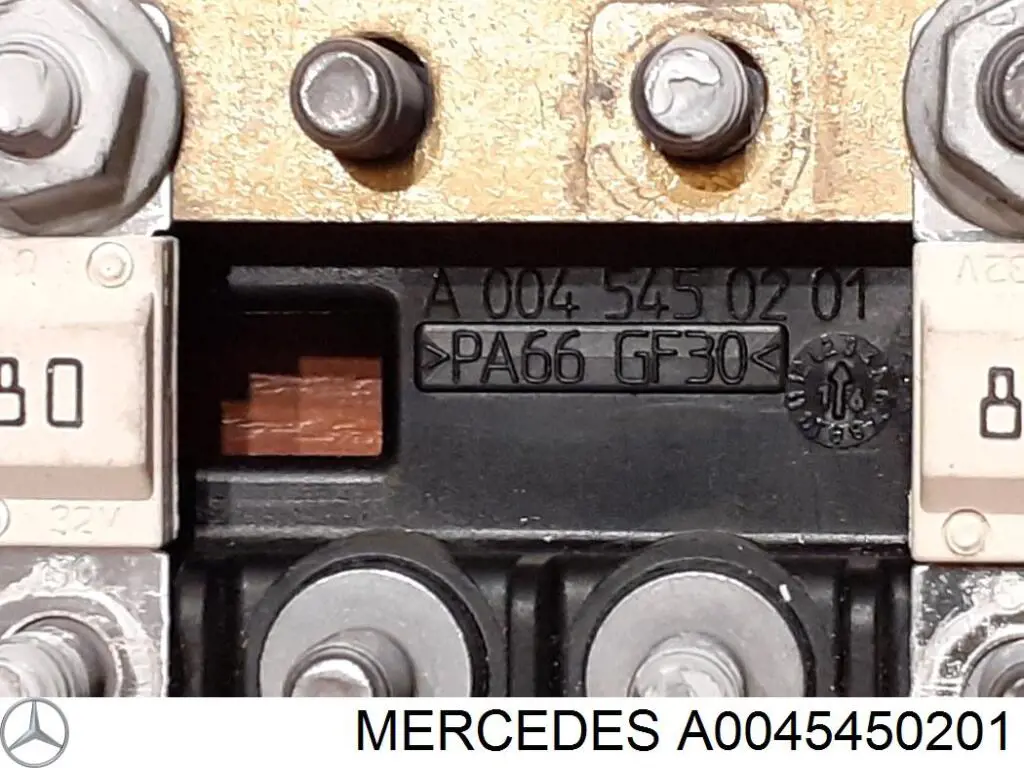  A004545020164 Mercedes