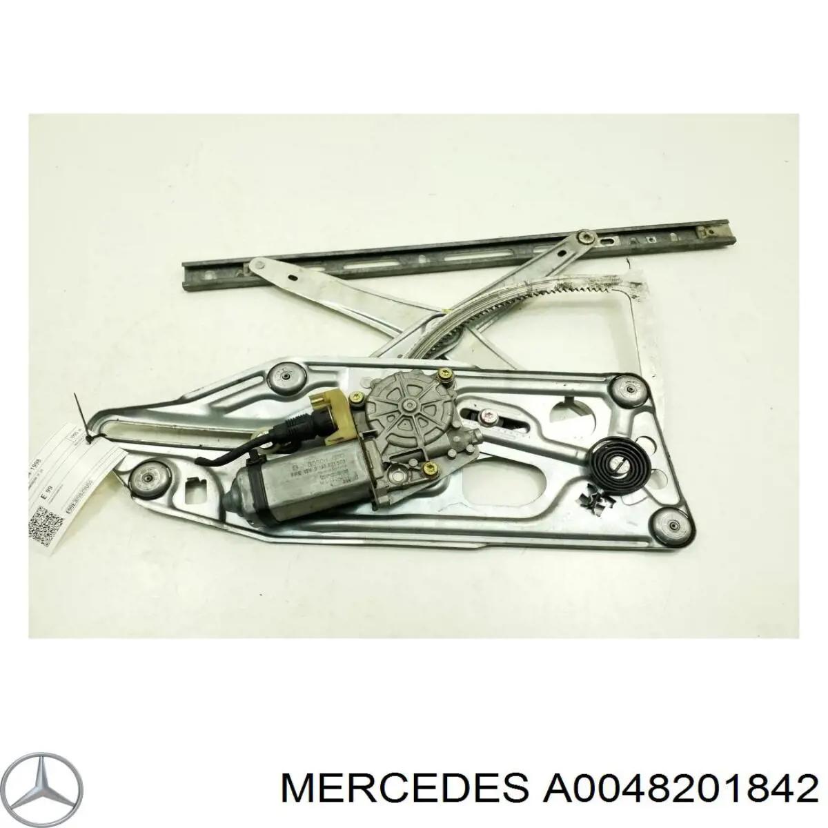 Мотор стеклоподъемника двери передней правой Mercedes 0048201842 цена, от 22.80 USD
