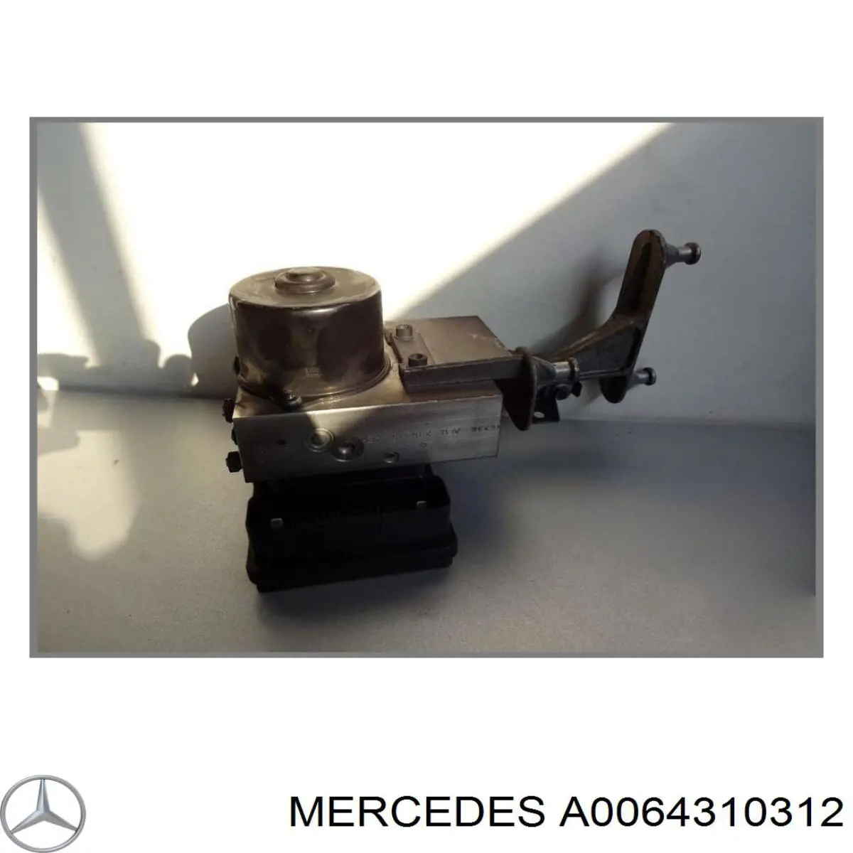 A0064310312 Mercedes Блок ABS гидравлический