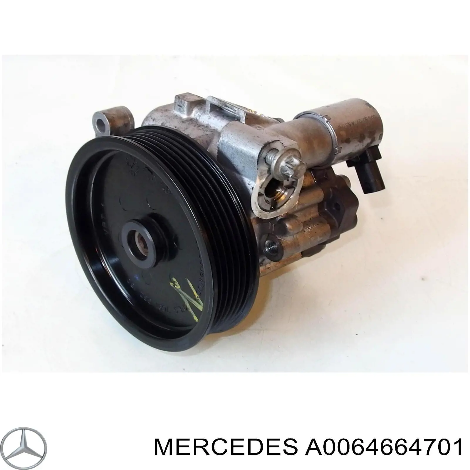 Насос гидроусилителя руля (ГУР) Mercedes A0064664701