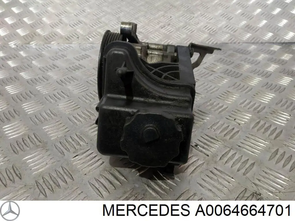 Купить A0064664701 Mercedes Насос рулевого управления