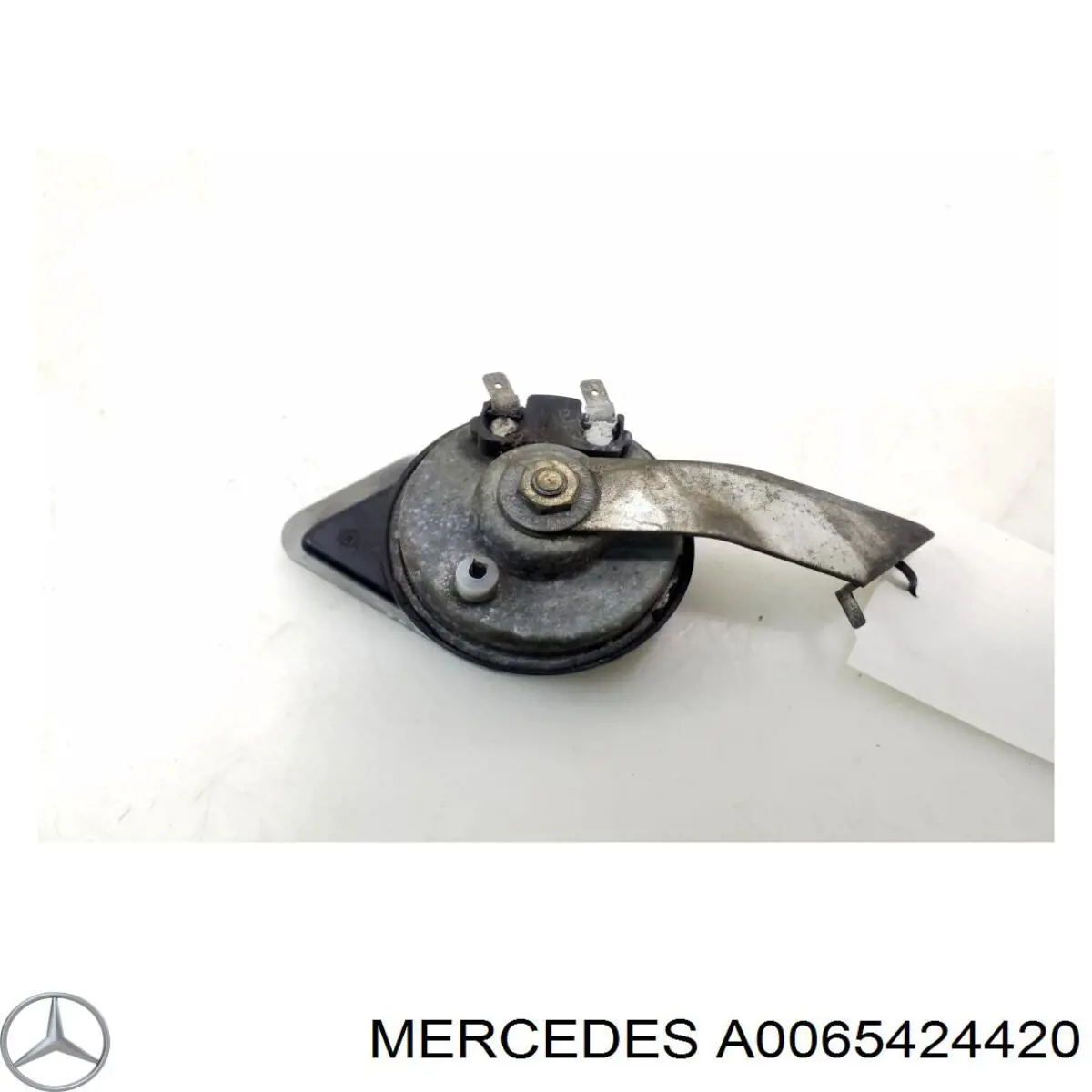 Купить A0055424320 Mercedes Сигнал звуковой (клаксон)