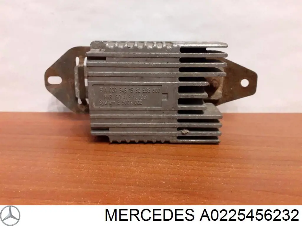 Регулятор оборотов вентилятора, блок управления Mercedes A0225456232 цена, от 12.67 USD