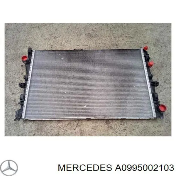 Радиатор A0995002103 Mercedes