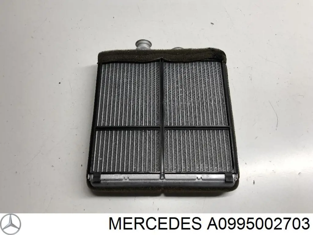 A0995002703 Mercedes радиатор