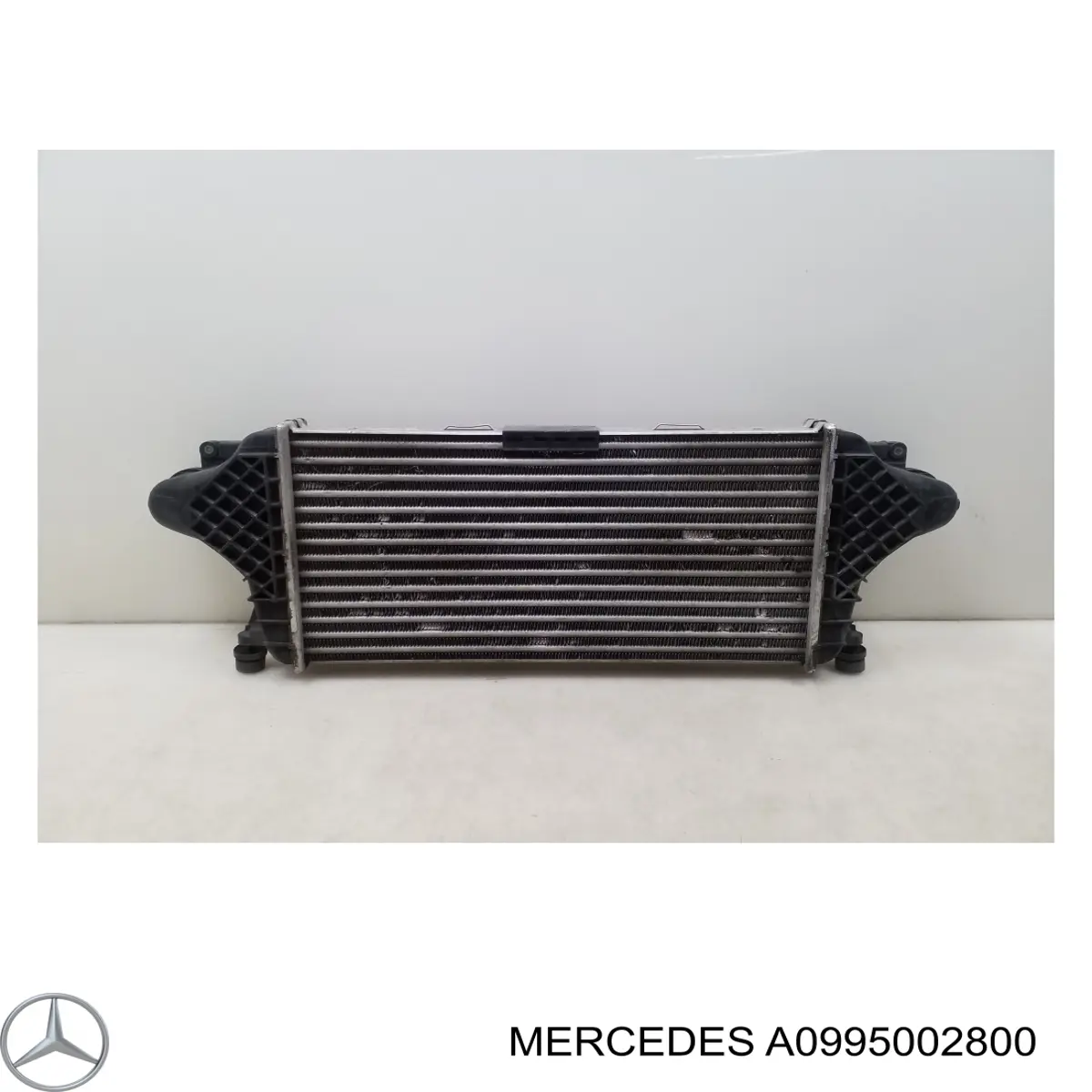 Интеркулер A0995002800 Mercedes