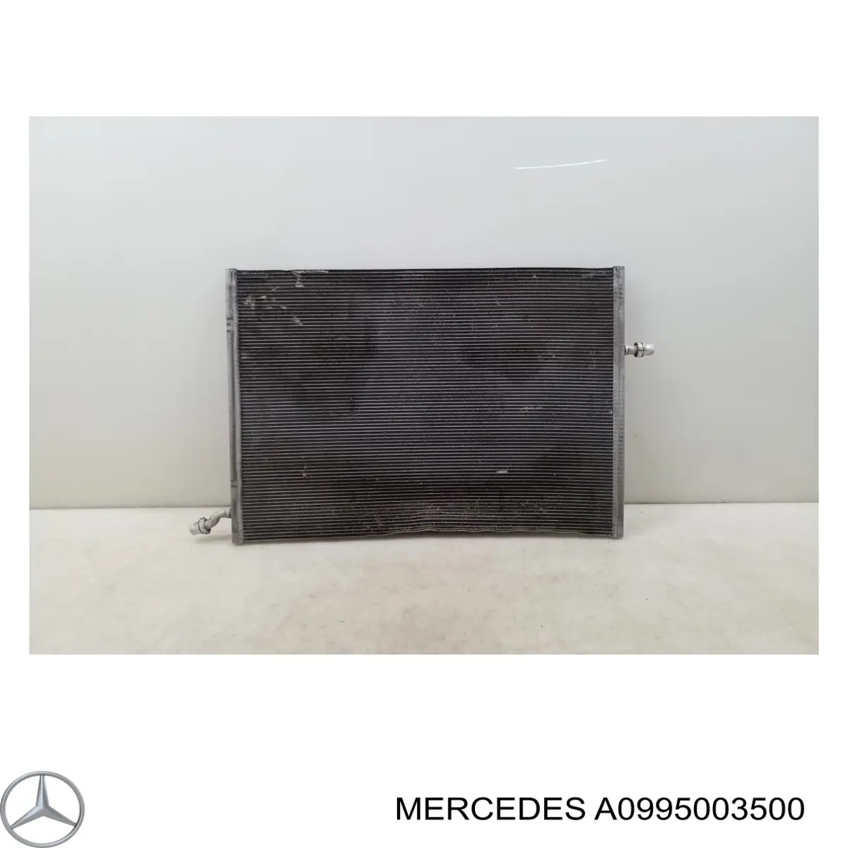 Радиатор охлаждения двигателя дополнительный Mercedes 995003500 цена, от 281.22 USD